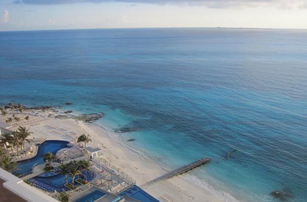 Blick vom RIU  Cancun aufs karibische Meer