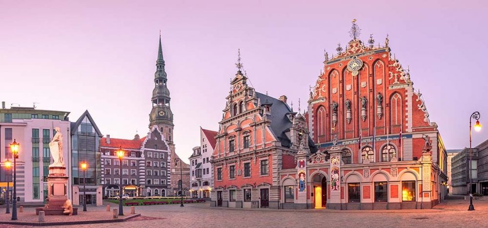Lernidee Erlebnisreisen - Baltikum: Von Vilnius nach Tallinn Bezaubernde Bernsteinküste: Die schönsten Zugstrecken des Baltikums (2025/2026)