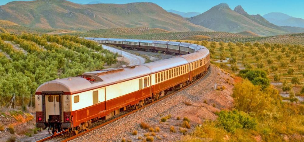 Lernidee Erlebnisreisen - Al Ándalus: Santiago de Compostela - Sevilla | Zugreise durch Spanien Exklusiv-Charter auf einzigartiger Route (2025/2026)