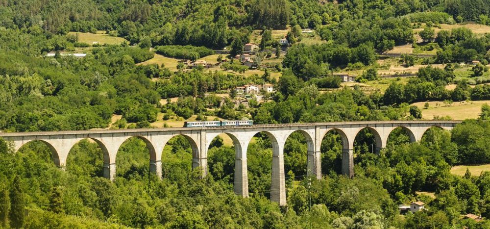 Lernidee Erlebnisreisen - Bella Italia Zug um Zug von Venedig bis Sizilien (2025/2026)