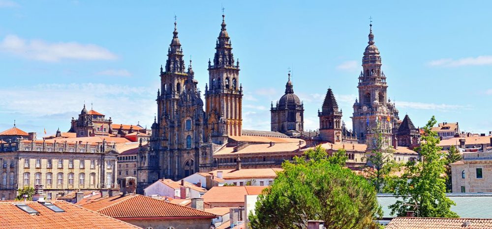 Lernidee Erlebnisreisen - Zugreise entlang Kantabriens Küste (Santiago de Compostela - San Sebastián) Mit dem El Transcantábrico Gran Lujo die Küste Kantabriens entdecken