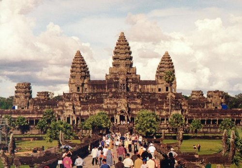 B&T Touristik - VIETNAM & KAMBODSCHA - Im Herzen Südostasiens 2025