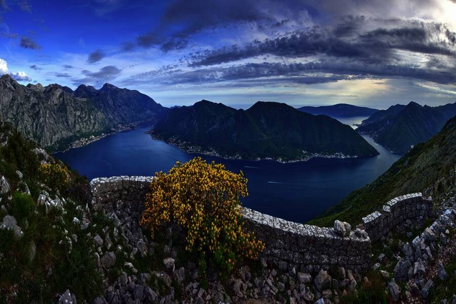 Studiosus - Montenegro - wo das Meer die Berge küsst