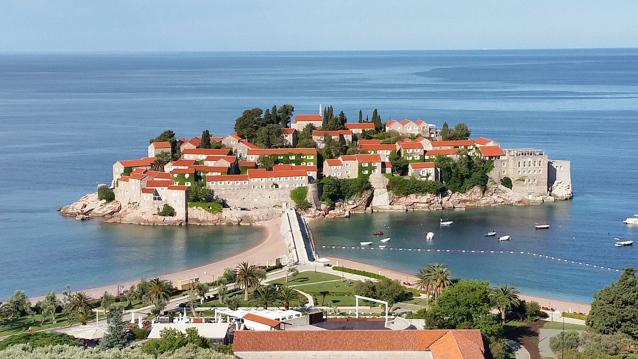 B&T Touristik - MONTENEGRO – Balkanischer Geheimtipp
