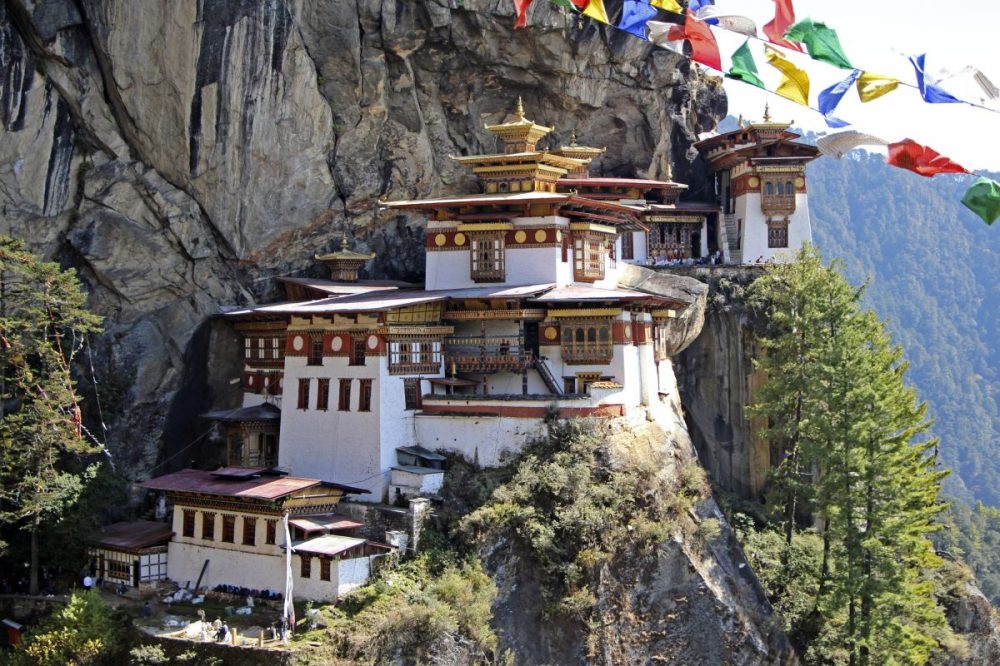 DIAMIR Erlebnisreisen - Bhutan • Indien - Auf den Spuren des Donnerdrachen