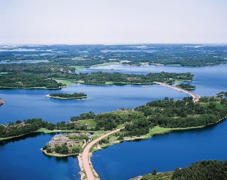 Troll Tours - Autorundreise Inselparadies Åland