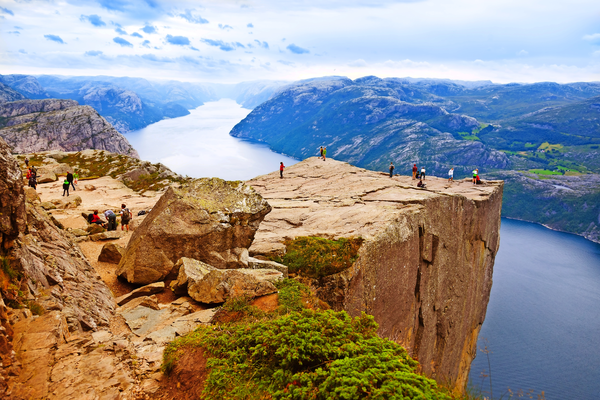 Troll Tours - Fjells und Fjorde