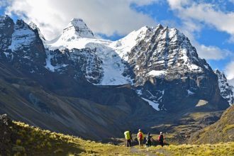 DIAMIR Erlebnisreisen - Bolivien • Chile - Salzwüste, Andengipfel und Lamas