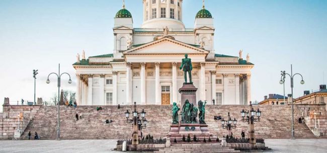 Die gr&uuml;ne Inselwelt vor den Toren Helsinkis, Finnland