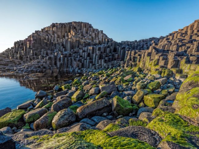 Irland K&uuml;ste Basalts&auml;ulen