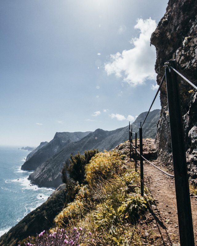 Terrassenlandschaft bei Faj&atilde; do Penedo