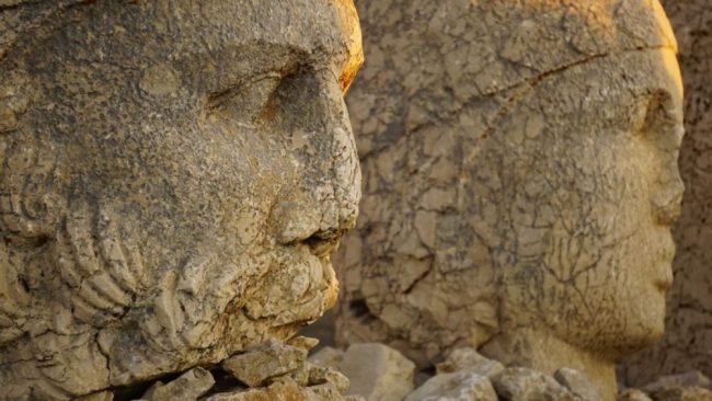 Blick &uuml;ber die Akdamar-Insel im Vansee
