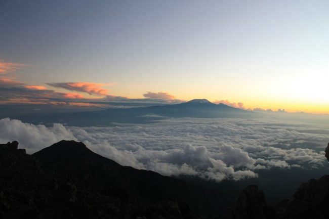 Sonnenaufgang am Kilimanjaro