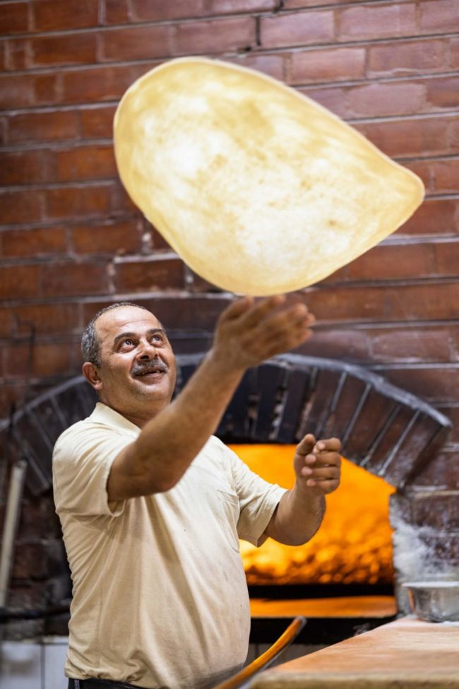 Fladenbrotk&uuml;nste in Jerasch