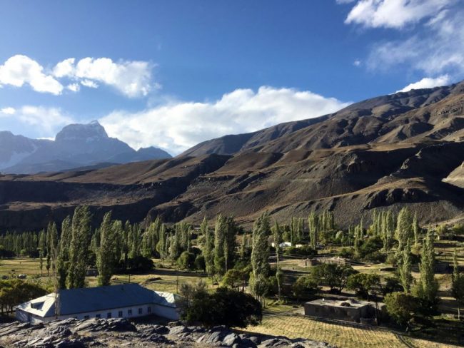 Stra&szlig;enschuild Pamir Highway