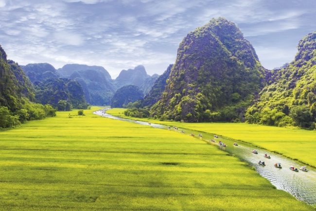 In der Trockenen Halong-Bucht