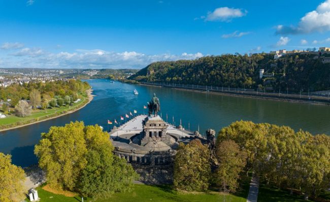 AdobeStock_566272419