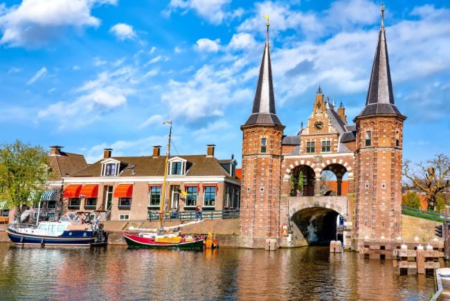 AdobeStock_326494233