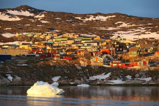 Ilulissat im Licht der Mitternachtssonne