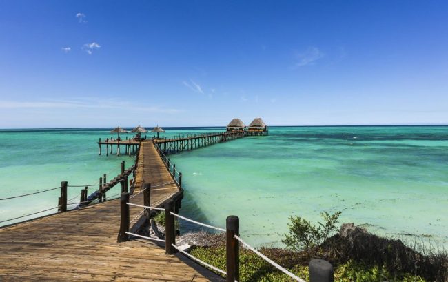 Tansania, Sansibar, Steg ins Meer