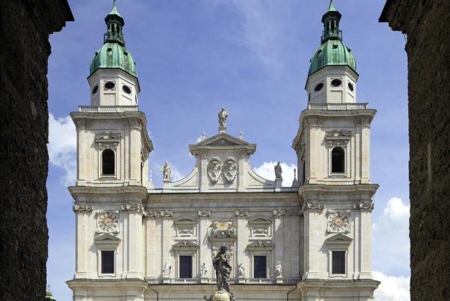 Barocke Fassade des Salzburger Doms
