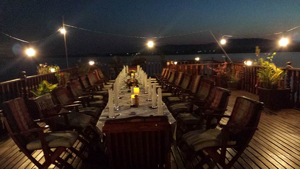 Abendstimmung an Deck der Mekong Explorer