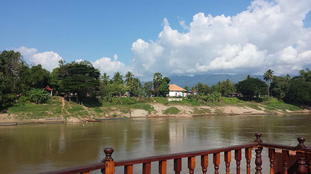 Lanschaft von der Mekong Explorer aus